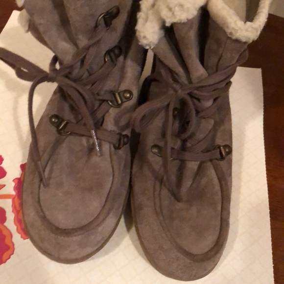 Cute wedge suede/fur boots - Picture 8 of 8